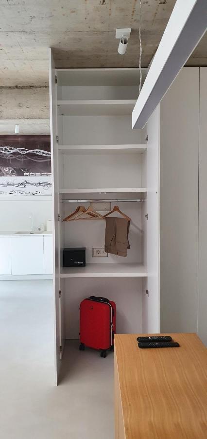 House G Villa Dekani Bagian luar foto